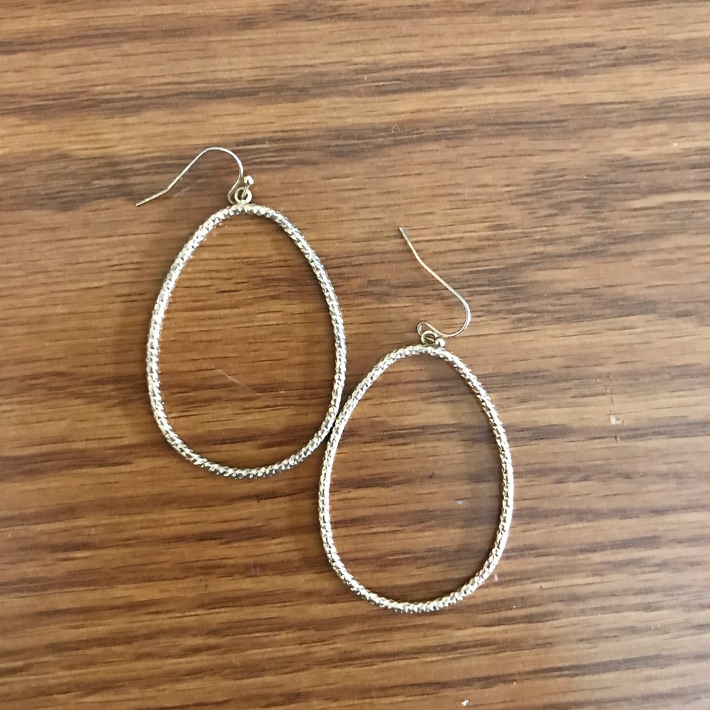 Dainty gold hoops